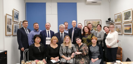 Депутаты Ваймер и Ходосок приняли участие в заседании попечительского совета ЦБС Курортного района